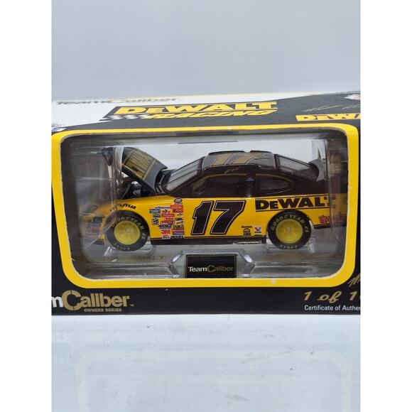 Matt Kenseth #17 Ford Taurus NASCAR 2000 Team Caiber Owners Series. Roush Racing - Picture 3 of 7